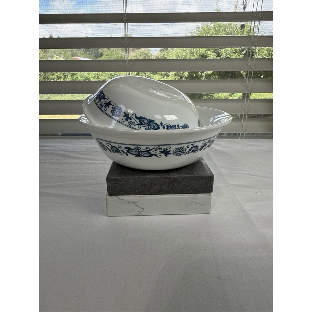 Vtg Corelle by Corning Old Town Blue Onion 6.25" & 5.5"Bowls Set of 2 USA